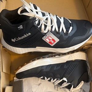 Columbia Black and White Outdoor hybrid shoe/boot